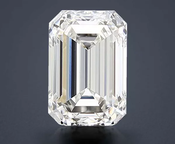 2.06 Carat · F · VVS2 Rare Carat Ideal Cut