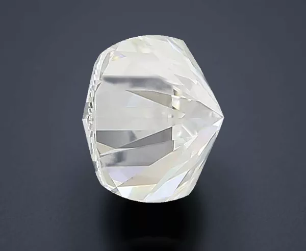 2.2 Carat · F · VVS2 excellent Cut