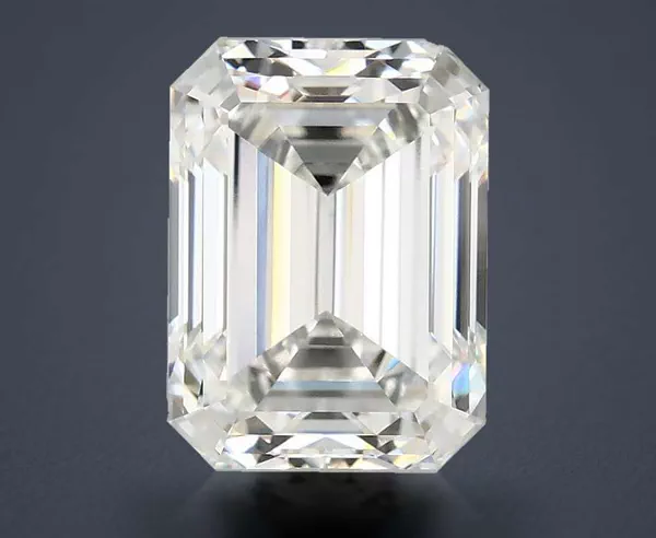 4.05 Carat · F · VVS2 Rare Carat Ideal Cut