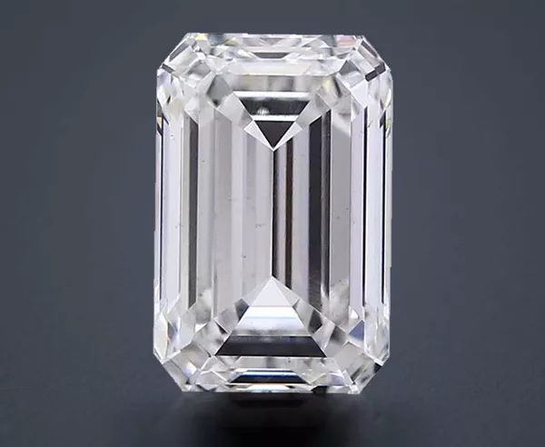 2.75 Carat · F · VS2 Rare Carat Ideal Cut