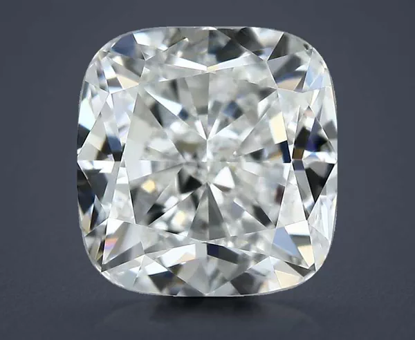 0.64 Carat · G · VVS1 excellent Cut