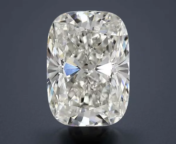 2.1 Carat · G · VVS2 Rare Carat Ideal Cut