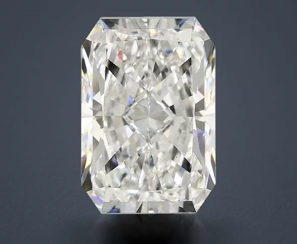 4.81 Carat · E · VS2 Rare Carat Ideal Cut