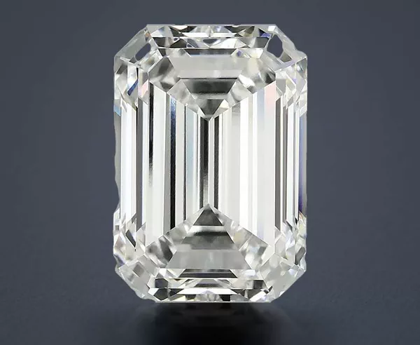 4.9 Carat · E · VVS2 Rare Carat Ideal Cut
