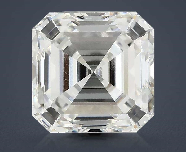 2.82 Carat · F · VVS2 excellent Cut
