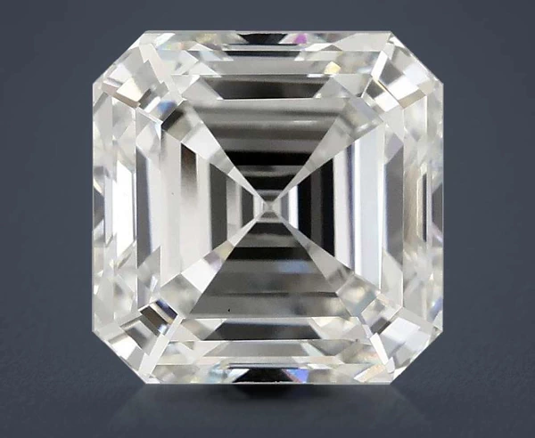 5.01 Carat · F · VS2 Rare Carat Ideal Cut