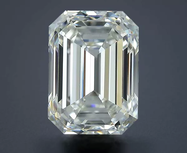 2.51 Carat · I · VVS2 Rare Carat Ideal Cut