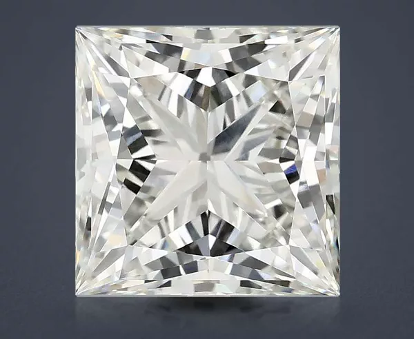 5.01 Carat · G · VVS2 Rare Carat Ideal Cut