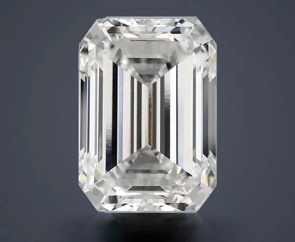 4 Carat · E · VS1 Rare Carat Ideal Cut