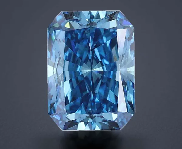 3.51 Carat · E · VS2 Rare Carat Ideal Cut