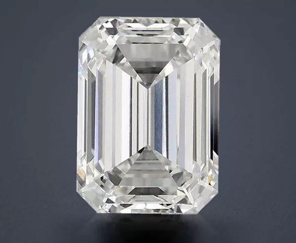 2 Carat · D · VS2 Rare Carat Ideal Cut