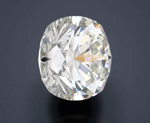2.86 Carat · G · VS2 Rare Carat Ideal Cut