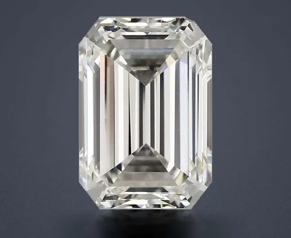 3 Carat · H · VVS2 Rare Carat Ideal Cut