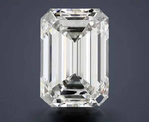 3.19 Carat · G · VVS2 Rare Carat Ideal Cut
