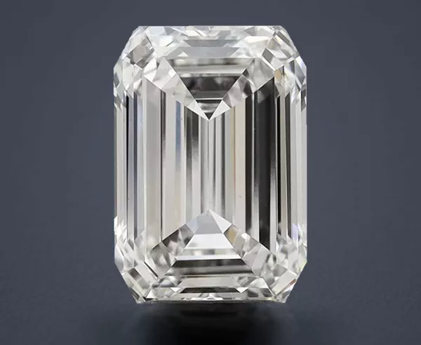 3.17 Carat · G · VS1 Rare Carat Ideal Cut