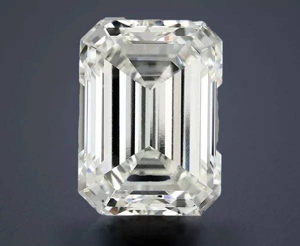 4.06 Carat · H · VVS2 Rare Carat Ideal Cut