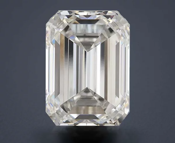 4.76 Carat · G · VVS2 Rare Carat Ideal Cut