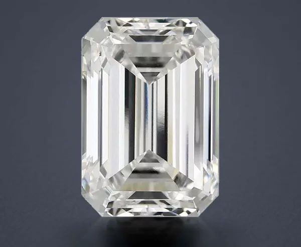 4.86 Carat · E · VS1 Rare Carat Ideal Cut