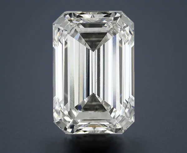 2.97 Carat · F · VS1 Rare Carat Ideal Cut