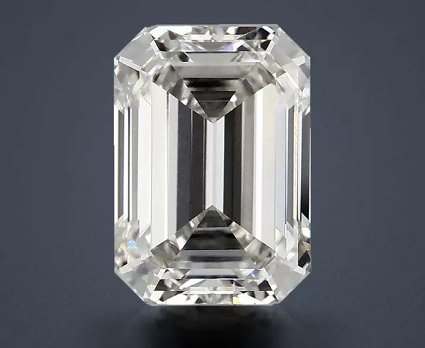 2.47 Carat · G · VVS2 Rare Carat Ideal Cut