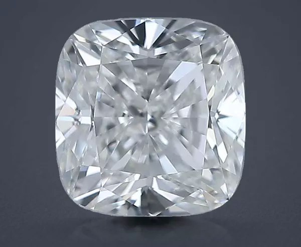 0.7 Carat · H · VS1 excellent Cut