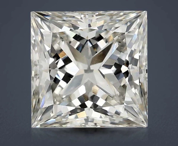 3.04 Carat · H · VS1 Rare Carat Ideal Cut