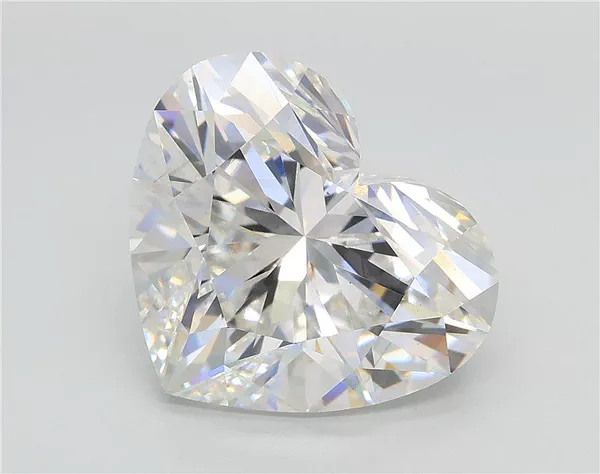7.06 Carat · F · VS2 Rare Carat Ideal Cut