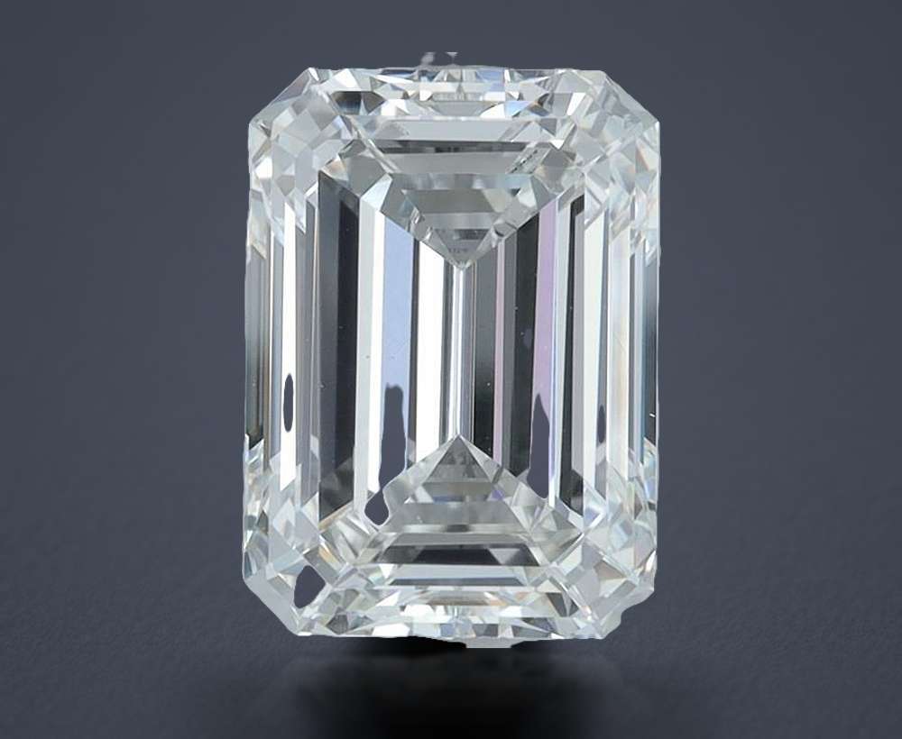 4.83 Carat · F · VS1 Rare Carat Ideal Cut