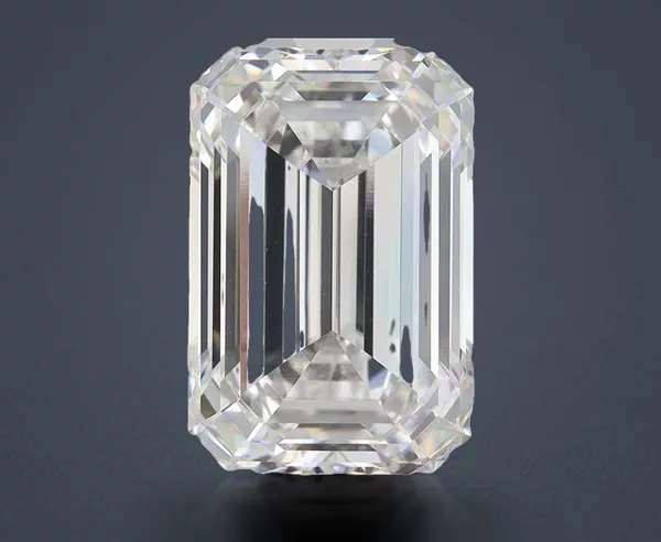 7.03 Carat · F · VVS2 Rare Carat Ideal Cut