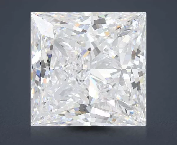 5.06 Carat · E · VVS1 excellent Cut