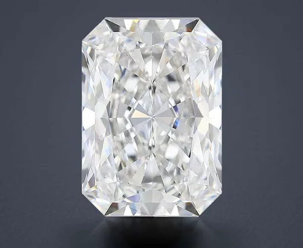 6.33 Carat · H · VS1 Rare Carat Ideal Cut