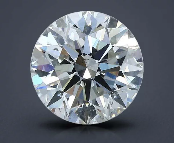 2.7 Carat · I · SI1 Rare Carat Ideal Cut