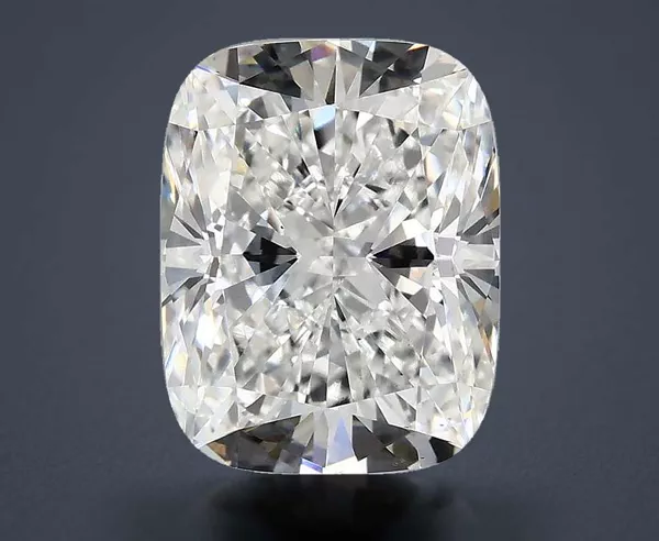 4.01 Carat · E · VS2 Rare Carat Ideal Cut