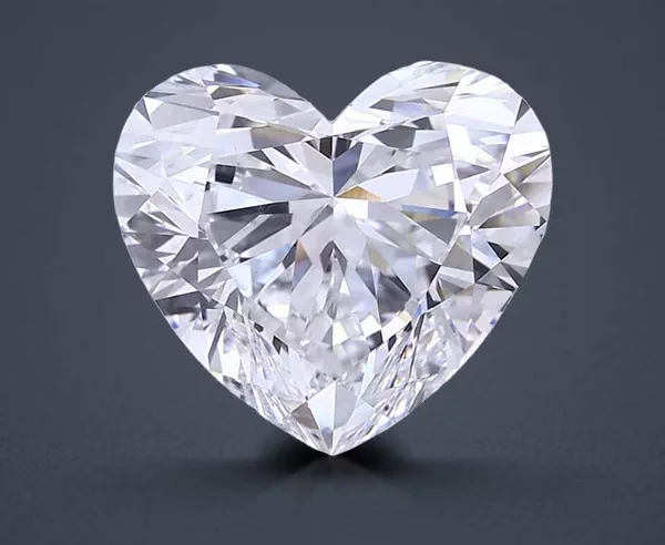 7.01 Carat · D · VS1 Rare Carat Ideal Cut
