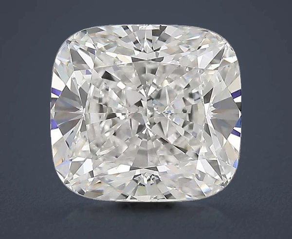 4.02 Carat · G · VS2 Rare Carat Ideal Cut