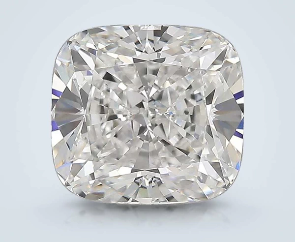 4.02 Carat · G · VS2 Rare Carat Ideal Cut