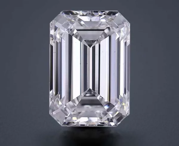 0.97 Carat · E · VS2 Rare Carat Ideal Cut