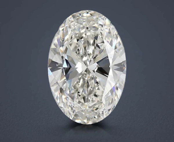 2.8 Carat · F · VS1 Rare Carat Ideal Cut