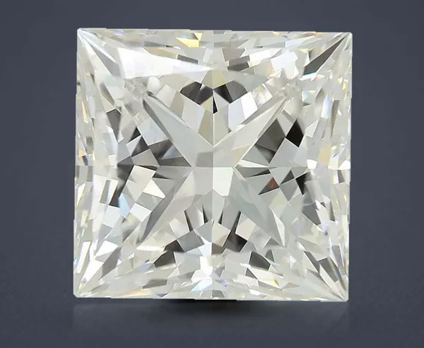 4.53 Carat · F · VS1 Rare Carat Ideal Cut