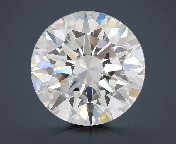 5.26 Carat · F · VVS2 Rare Carat Ideal Cut