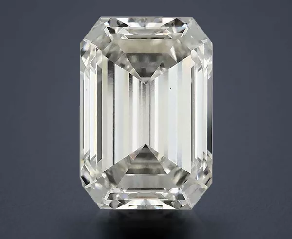 3.1 Carat · G · VS1 Rare Carat Ideal Cut