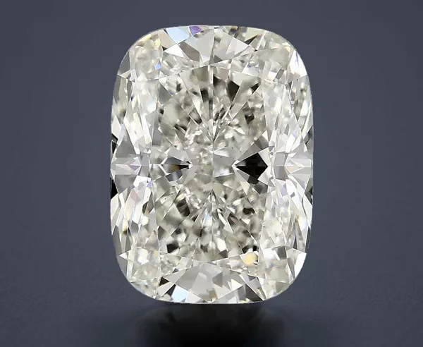 4.09 Carat · H · VS1 Rare Carat Ideal Cut