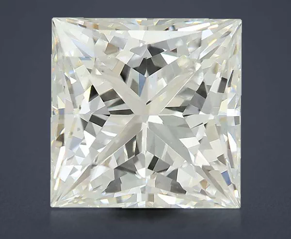 4.09 Carat · E · VS2 Rare Carat Ideal Cut