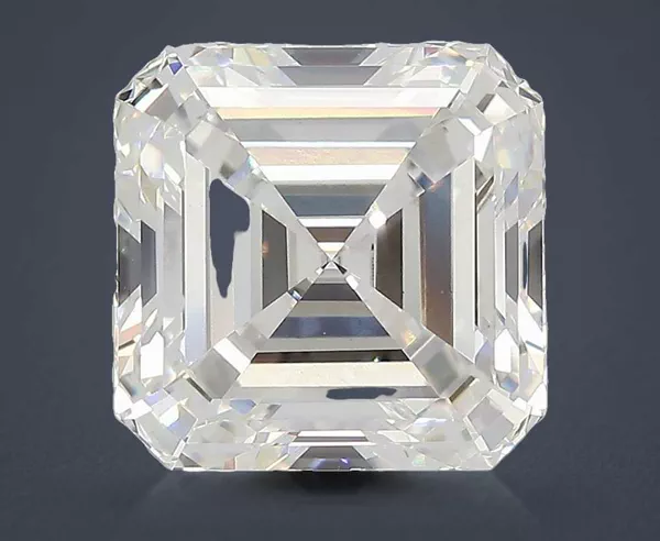 6 Carat · E · VVS2 excellent Cut