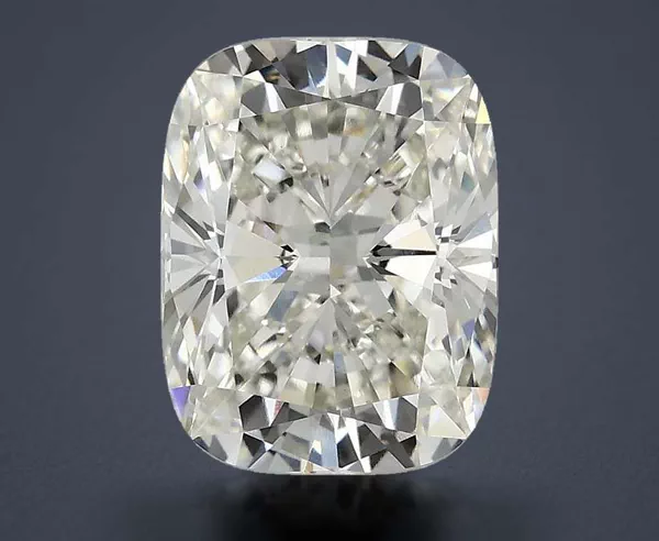 2.55 Carat · G · VS1 Rare Carat Ideal Cut