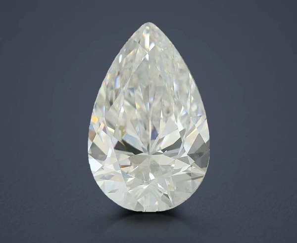 5.47 Carat · G · VS2 Rare Carat Ideal Cut