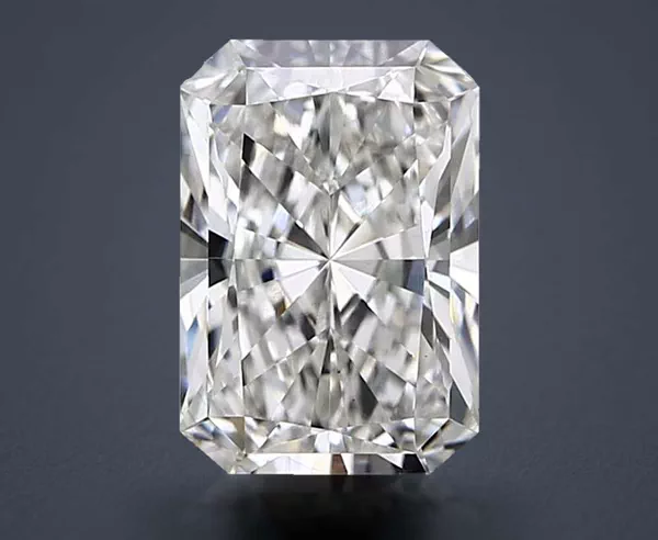 2.81 Carat · G · VS1 Rare Carat Ideal Cut