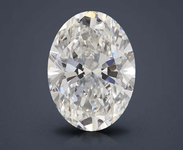 4.28 Carat · G · VS1 Rare Carat Ideal Cut