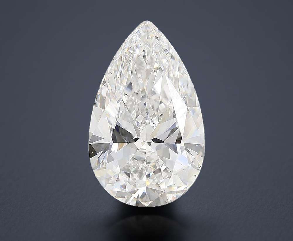 7.02 Carat · F · VS2 Rare Carat Ideal Cut
