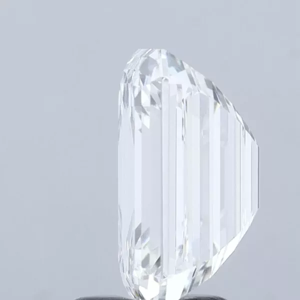 2.84 Carat · G · VVS2 Rare Carat Ideal Cut